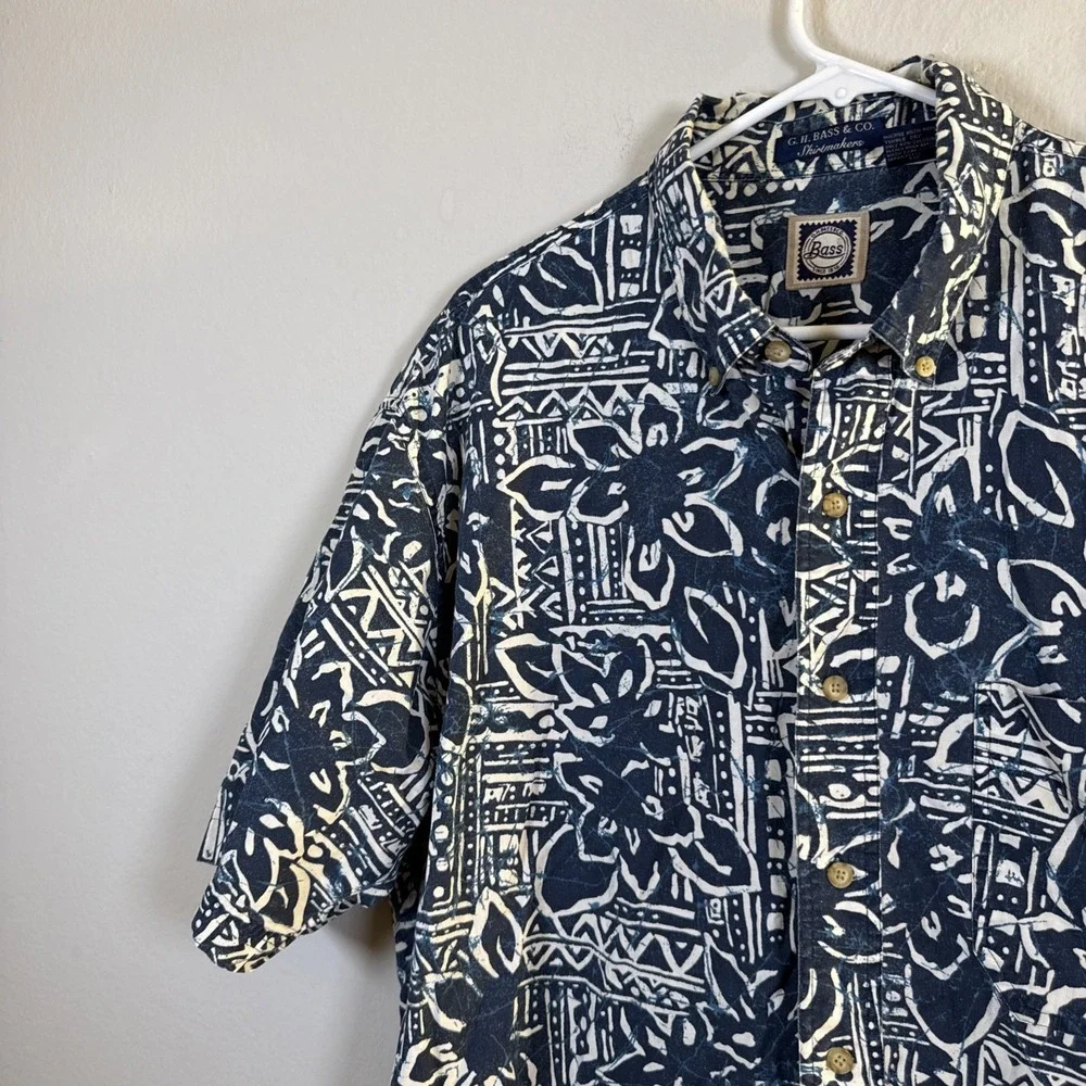 GH Bass Co Men's Short Sleeve Button Up Hawaiian Shirt Large. Vintage Cool‎